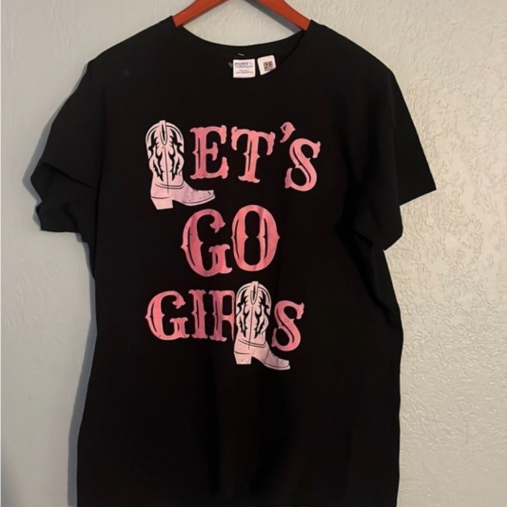 NWT Let’s Go Girls Cowgirl Graphic Tee XXL